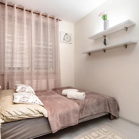 Z Ogrodkiem - Alldayholiday *